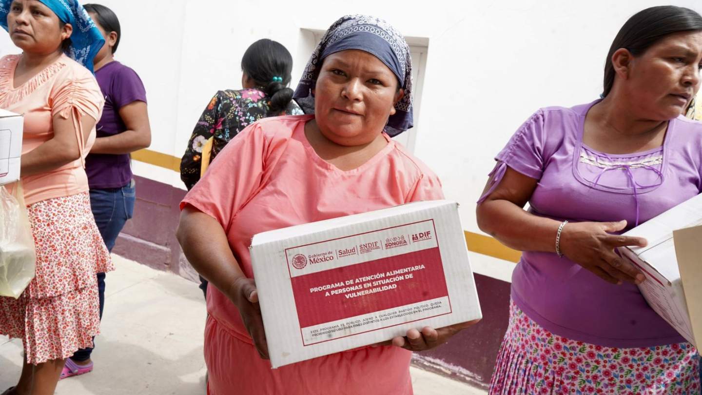 Entrega Gobierno de Sonora proyectos productivos y alimentarios en el Quiriego